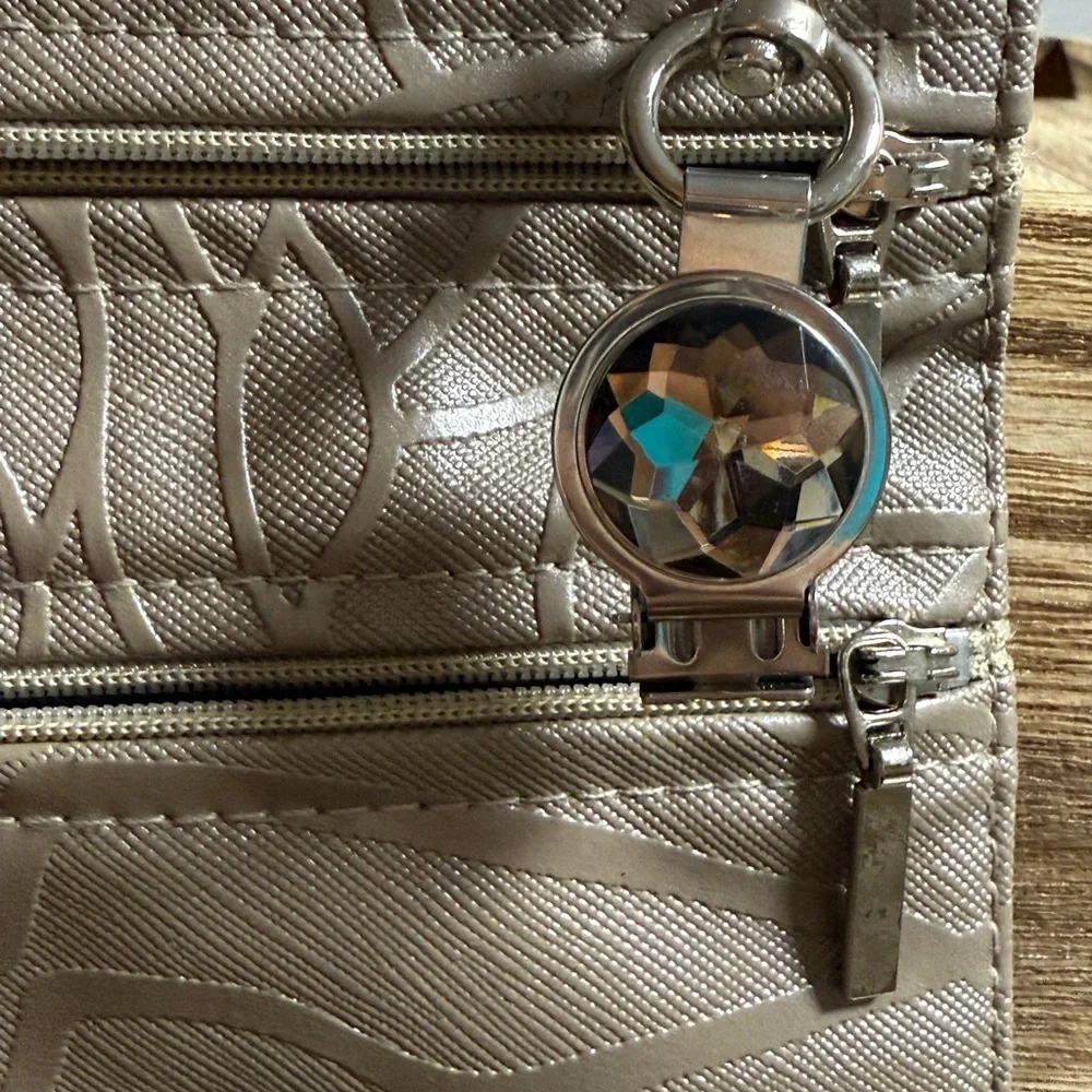 HipKlips Stylish Taupe Satchel Bag